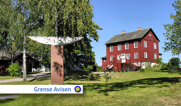 Dalslands konstmuseum ligger med utsikt över sjön Spången